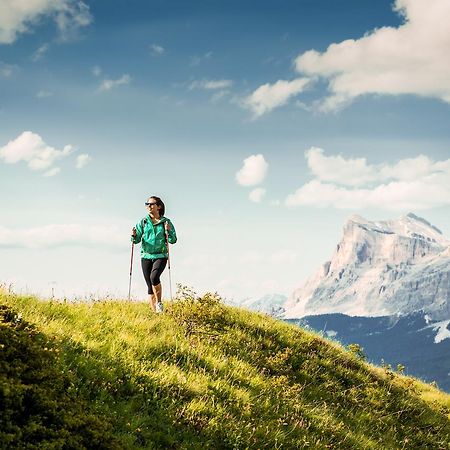 Pradel Dolomites San Martino in Badia Exterior foto